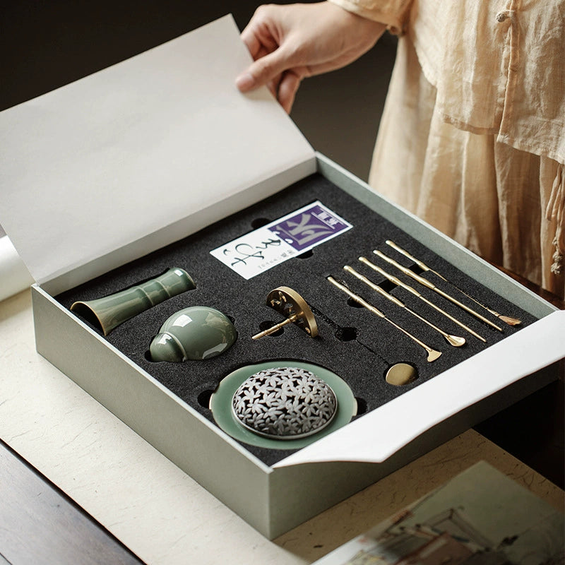 ETHEREAL Celadon Incense Seal Ritual Set (10 Pieces)